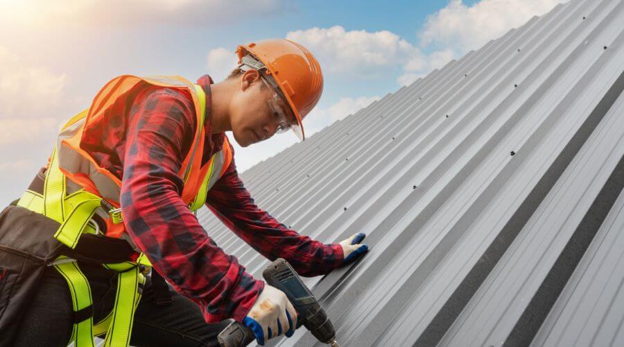 Professional Emergency Roof Repairs services in Ames, IA